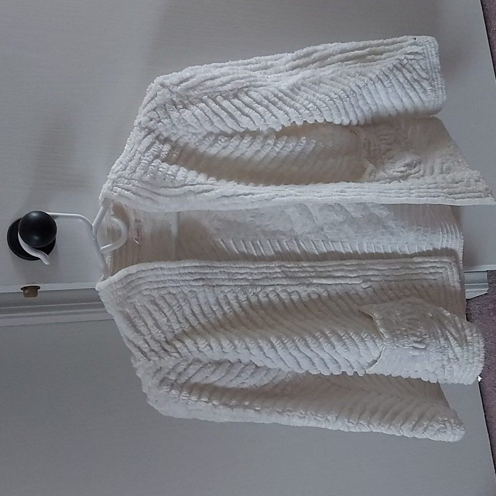 Unique Vintage White Blazer